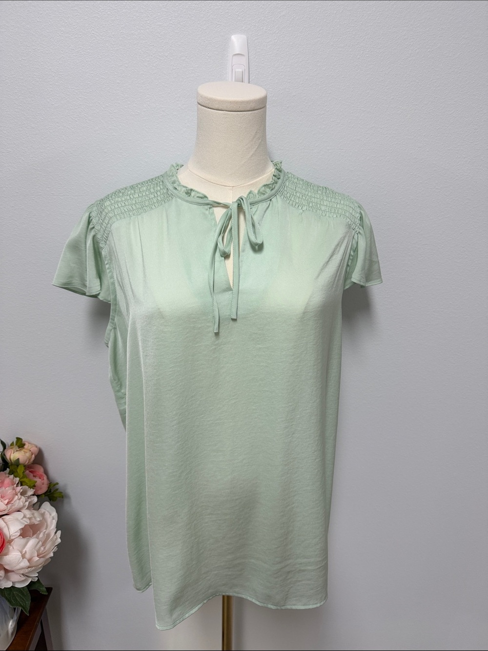 Renuar Mint Green Tie-Neck Flutter Sleeve Blouse